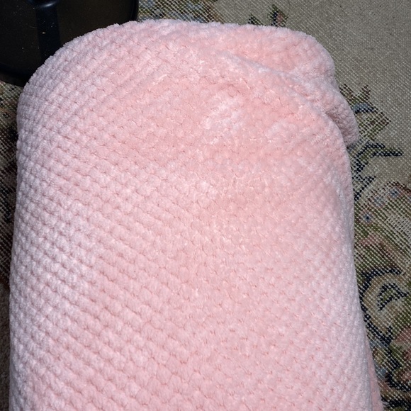 Baby Pink Dimple Premium Fleece! 3 Full Yards available (Will separate)@ 12$/yd - Picture 7 of 7